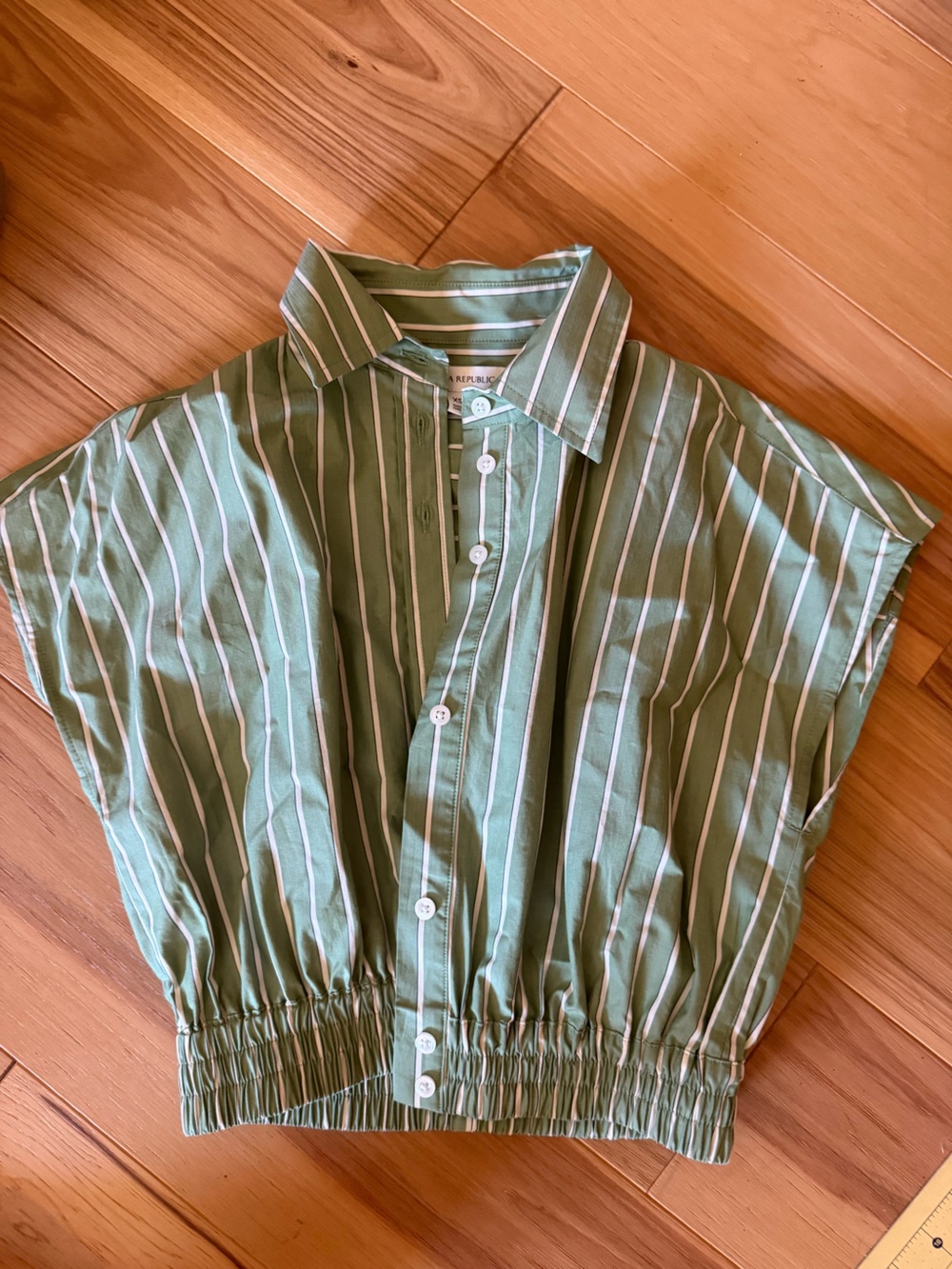 Banana Republic Green and White Striped Button-Down Shirt